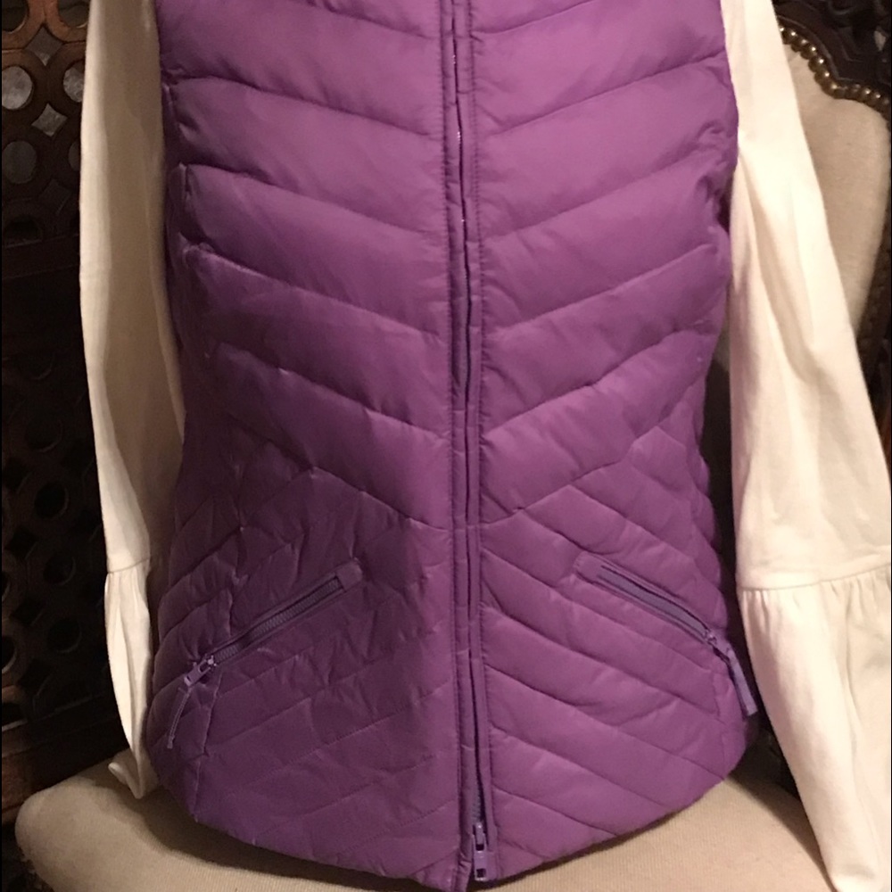 NWT TALBOTS DOWN PUFFER VEST - Picture 5 of 8